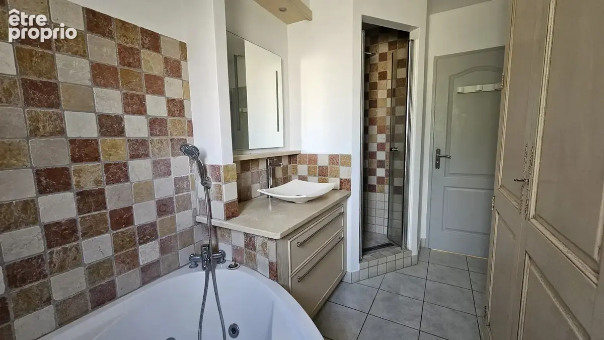 Maison traditionnelle de plain-pied   88 m2   3 chambres   terrain 655 m2 - photo 7