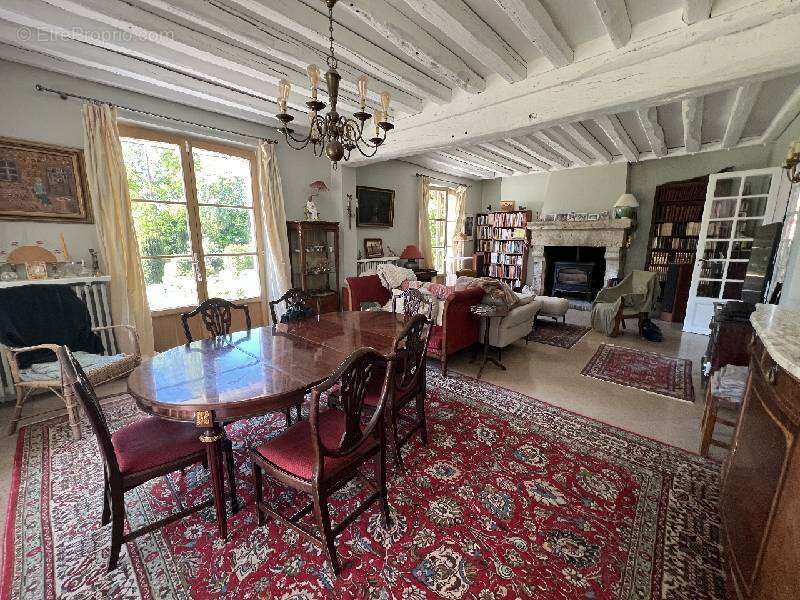 Maison à NOGENT-LE-ROI