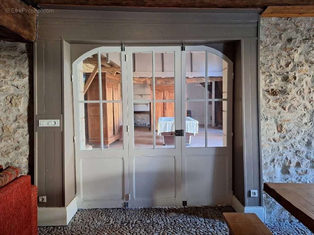 Maison à CHASSENEUIL-SUR-BONNIEURE