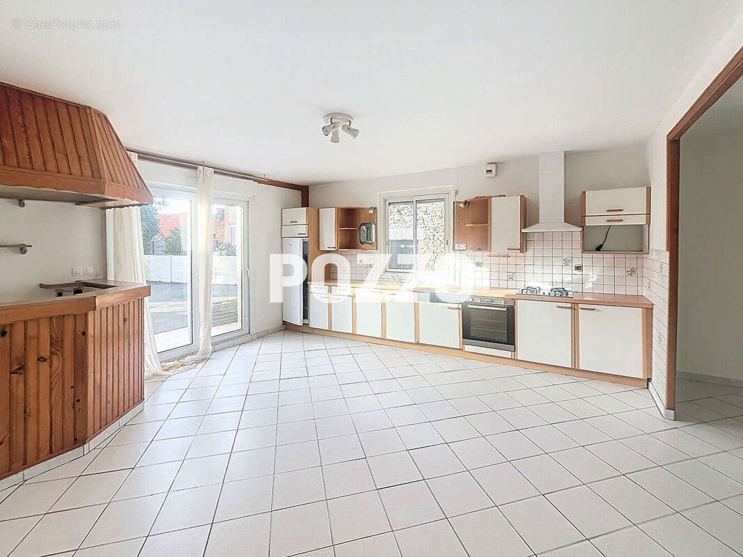 Maison à SAINT-PAIR-SUR-MER