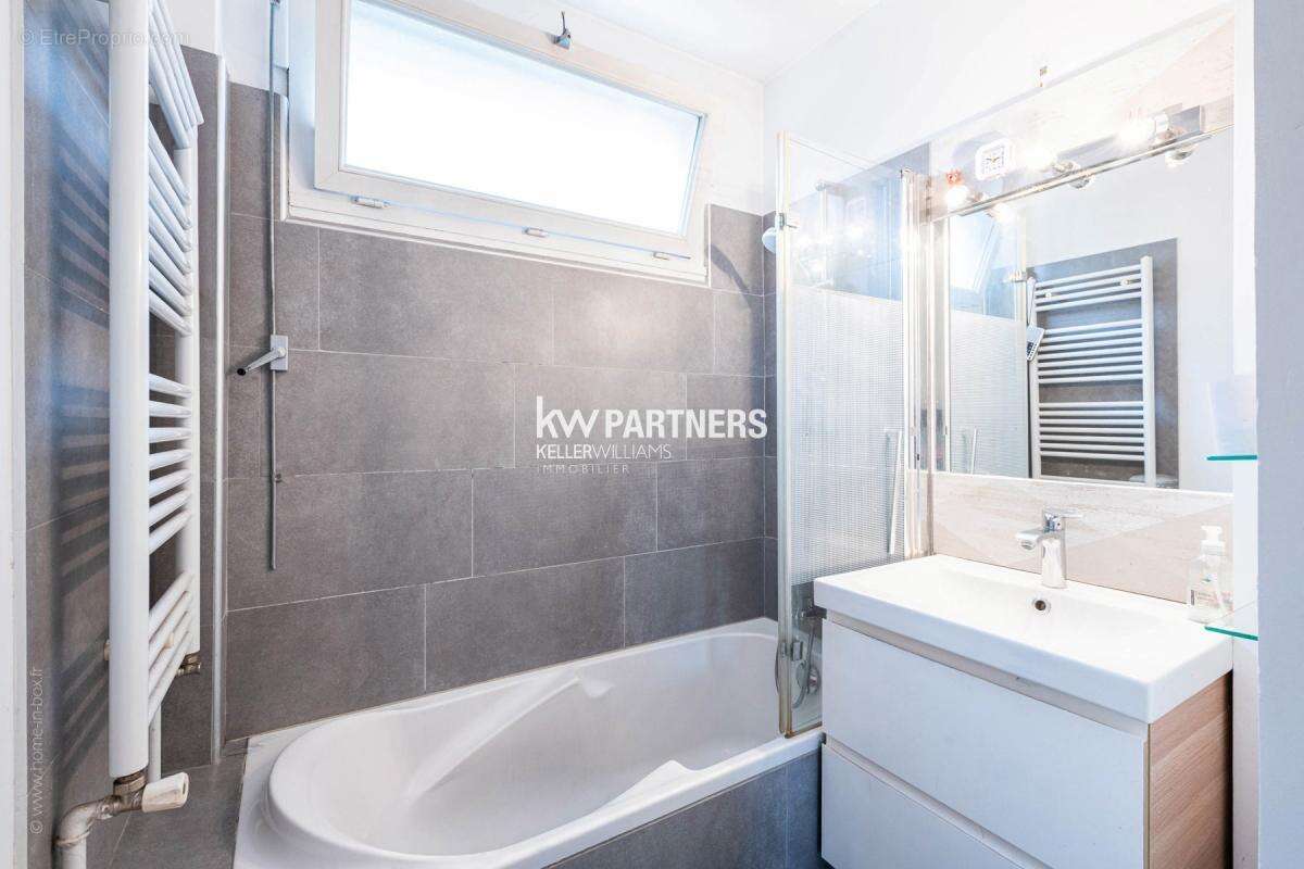 Appartement à MONTROUGE