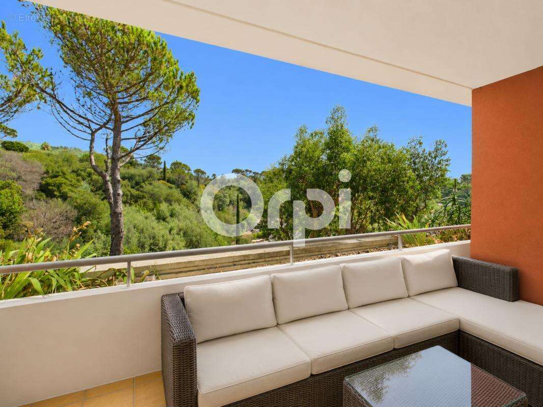 Mandelieu, studio, domaine sécurisé, piscine, tennis - photo 5