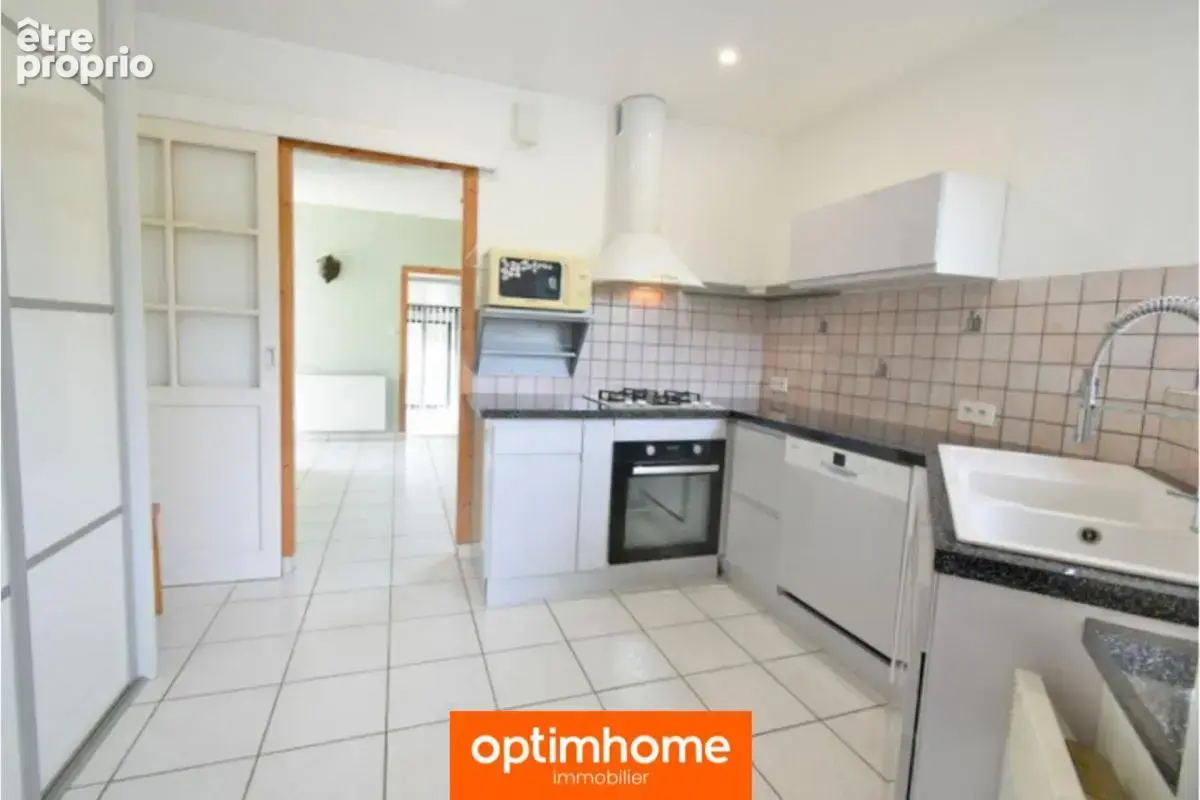 Belle maison en pierre – 165 m² habitables – terrain de 1 700 m² – nombreuses dépendances - photo 6