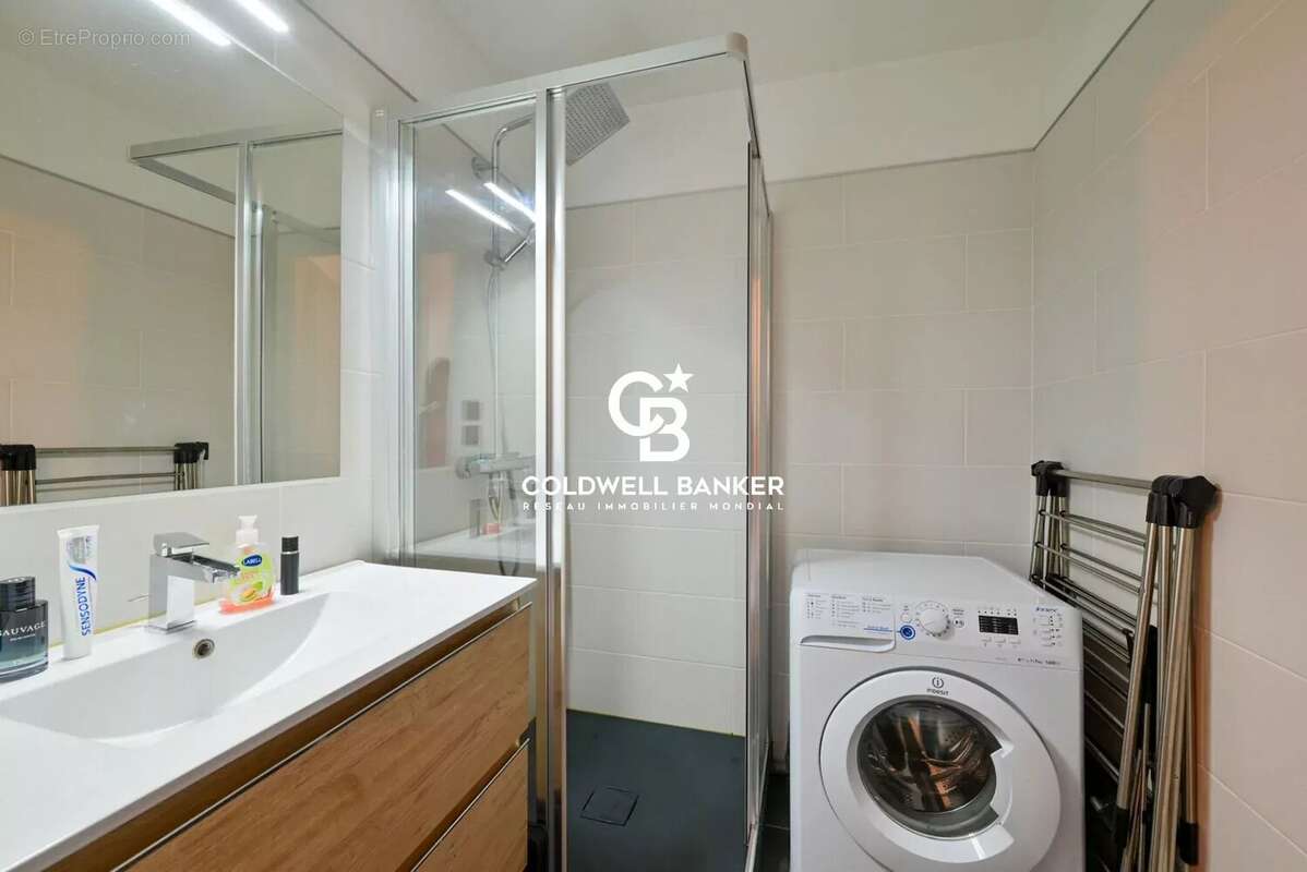 Appartement T2, une chambre, 35.92 m² très proche du centre  St Gervais les bains - photo 6