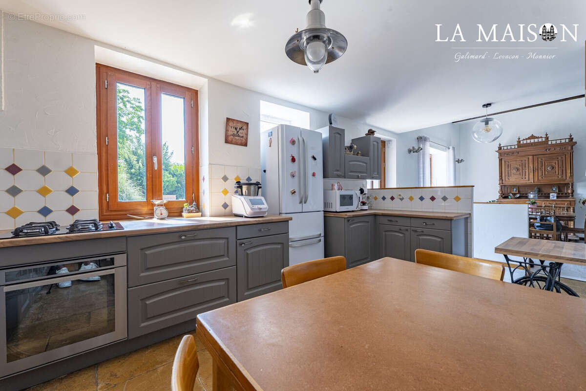Maison 172 m² à Gerland  - photo 5