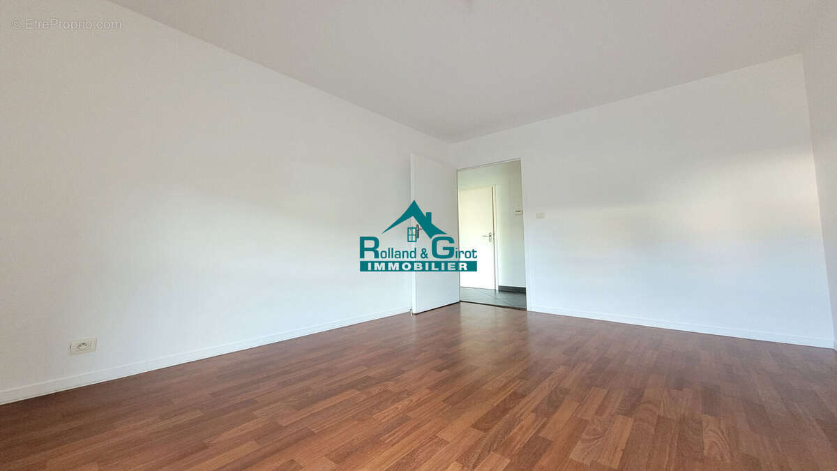 Appartement à NOYAL-SUR-VILAINE