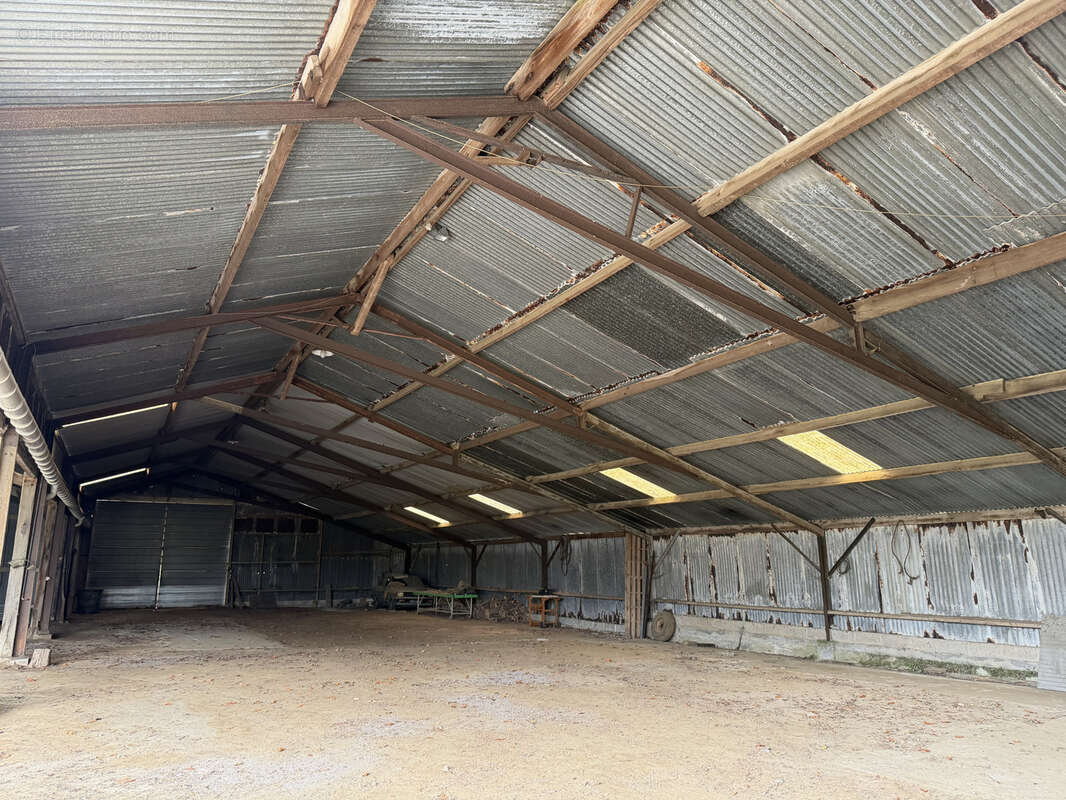 Erquy 22430, fort potentiel pour cet ensemble immobilier avec maison, ancienne forge et hangar. - photo 14