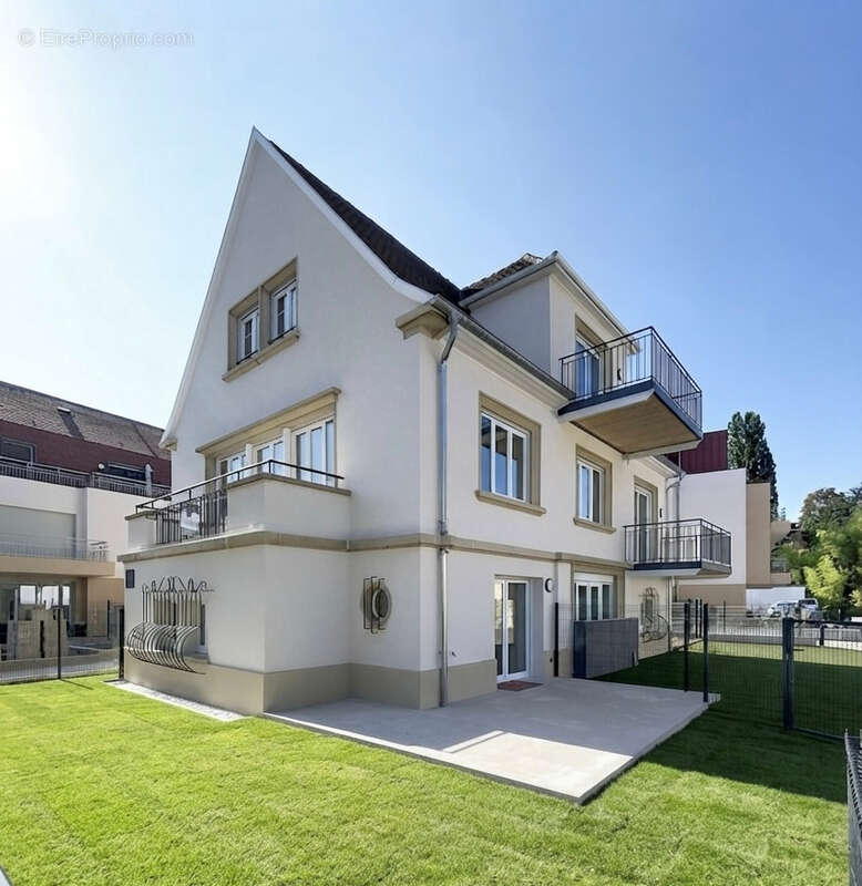 Immeuble de rapport rénové en 2026 avec 5 logements, parkings et extérieurs privatifs - photo 18