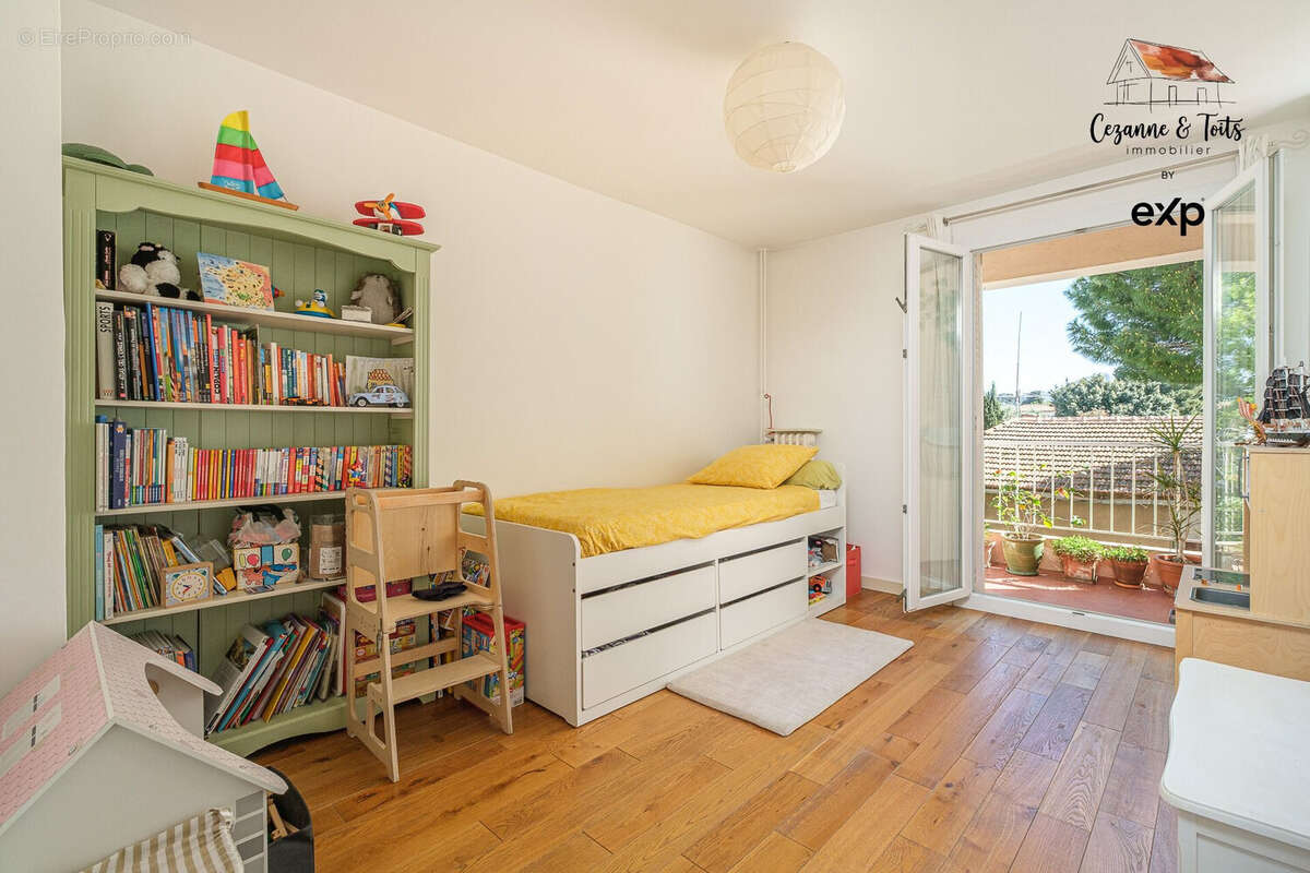 Appartement à MARSEILLE-9E