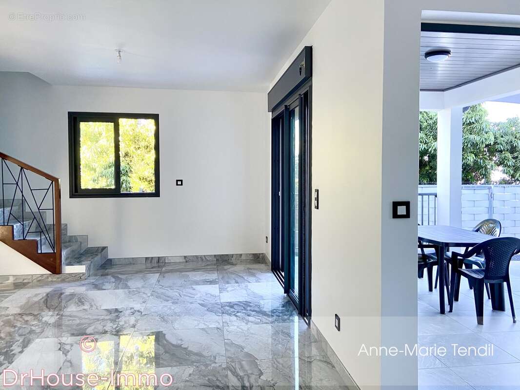 Maison à L&#039;ETANG-SALE