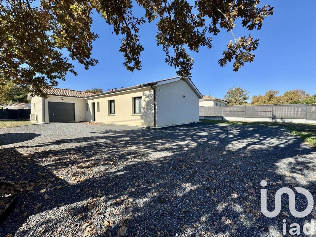 Photo 1 - Maison à LA BREDE