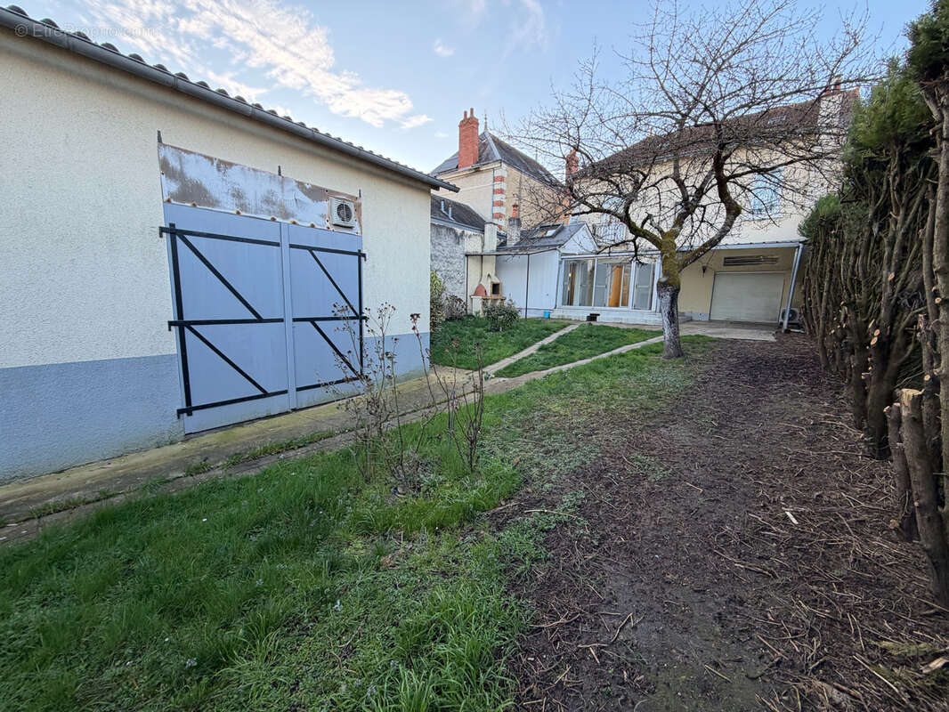 Maison à CHATELLERAULT