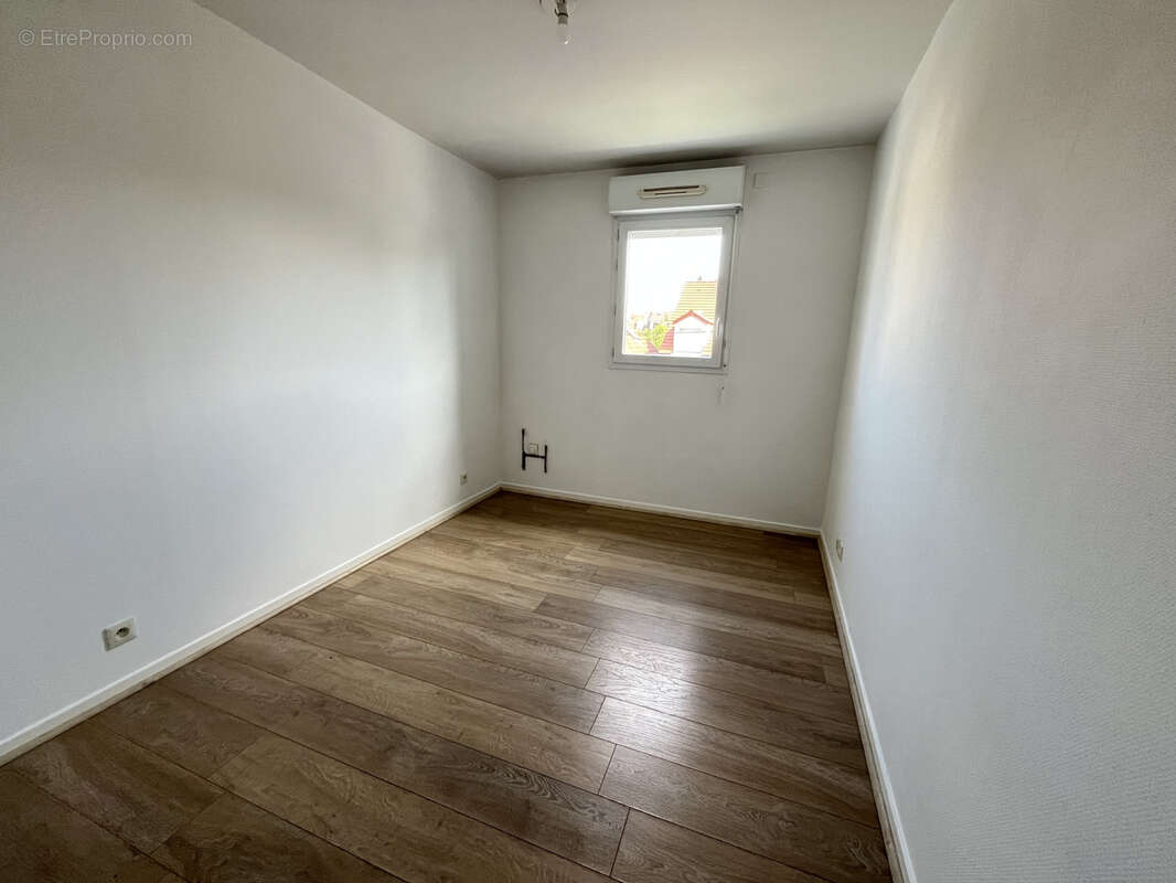 Appartement à SARTROUVILLE