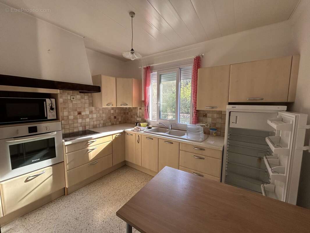 Maison à BAGNOLS-SUR-CEZE