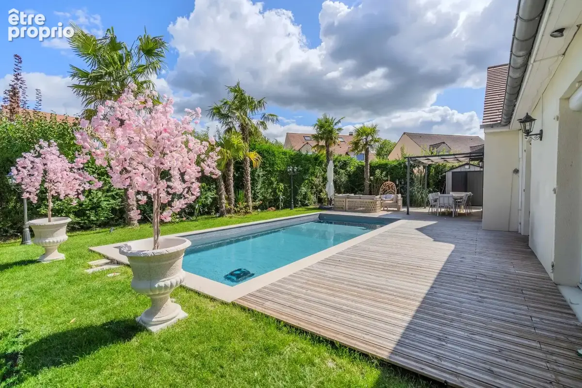 En exclusivité – villa d’exception avec piscine à bussy-saint-georges - photo 2