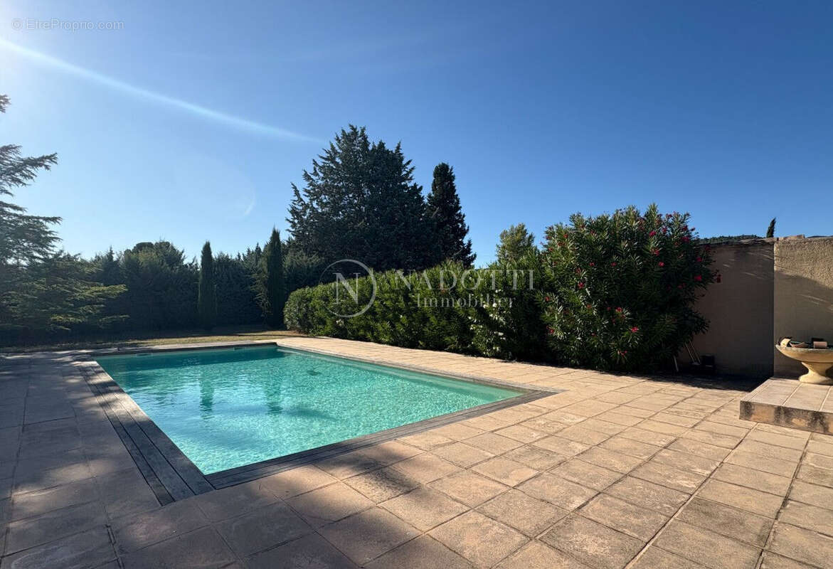 Maison à LOURMARIN