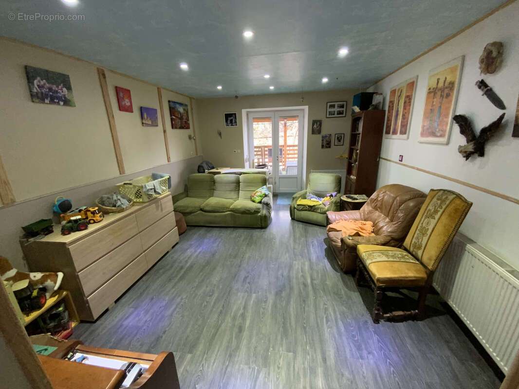 Maison à HAUTEVELLE