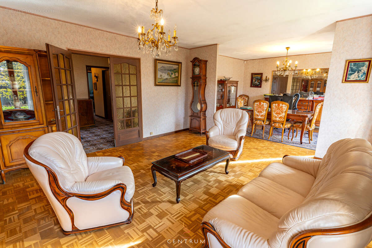 Maison à MARLY