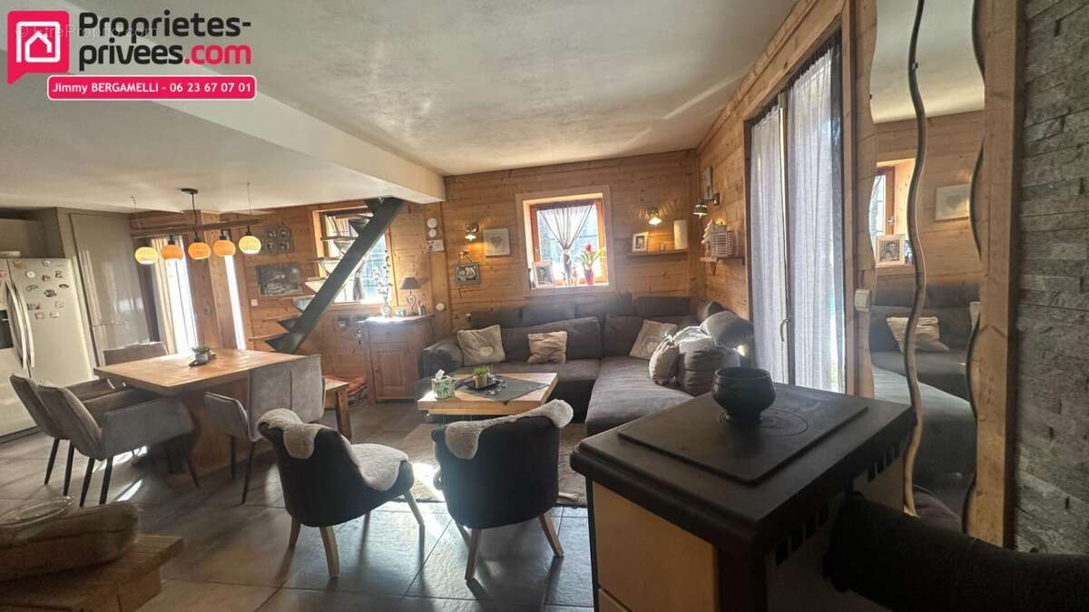 Maison à LES HOUCHES