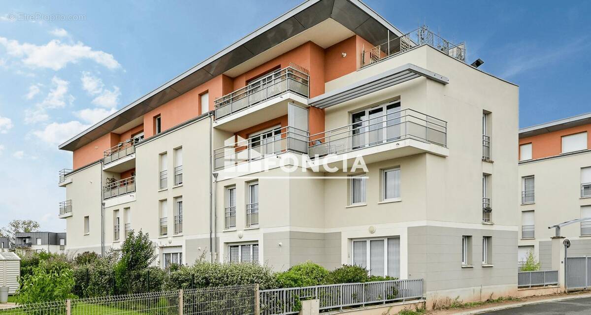 Appartement à SAINT-PRYVE-SAINT-MESMIN