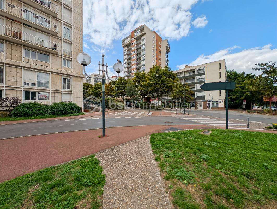 Superbe appartement f4 3 chambres centre ville de saint gratien - le forum - photo 20
