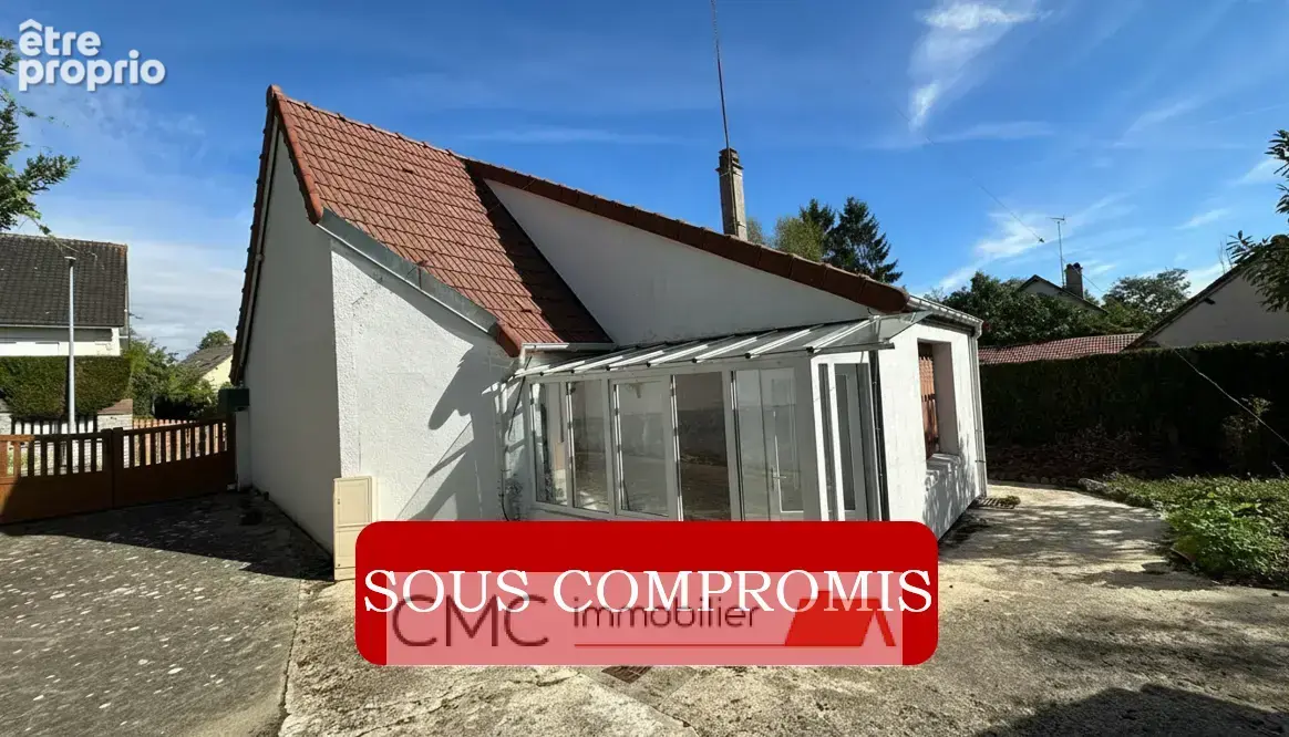 Photo Maison à Barjouville au prix de 96 000€