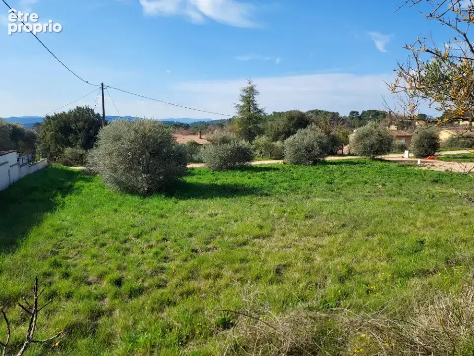 Terrain 691 m² à Barjols  - photo 4