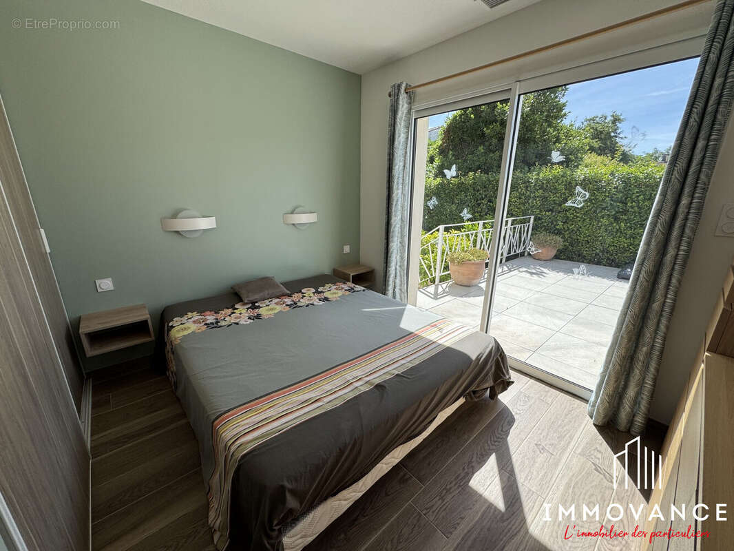 Maison 118 m² à Saint-Mathieu-De-Treviers  - photo 7