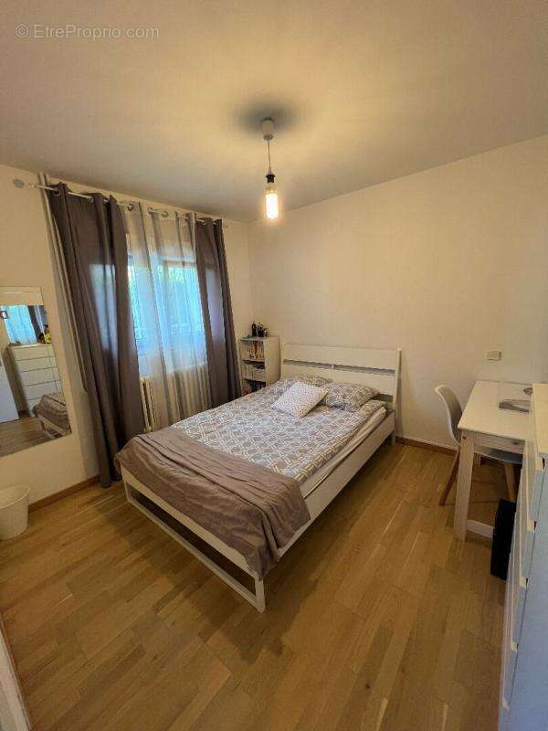 Maison à SAINT-MARCEL-LES-VALENCE