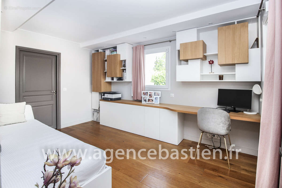 Maison à DIVONNE-LES-BAINS