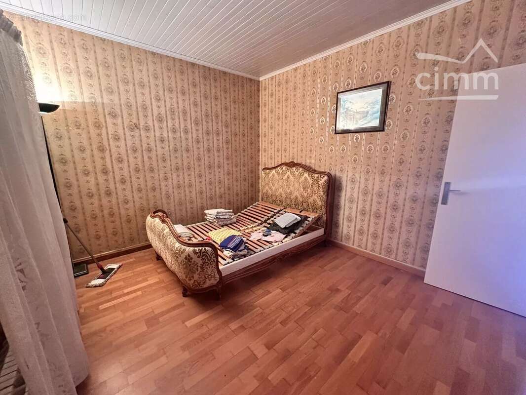 Maison à CONGIS-SUR-THEROUANNE