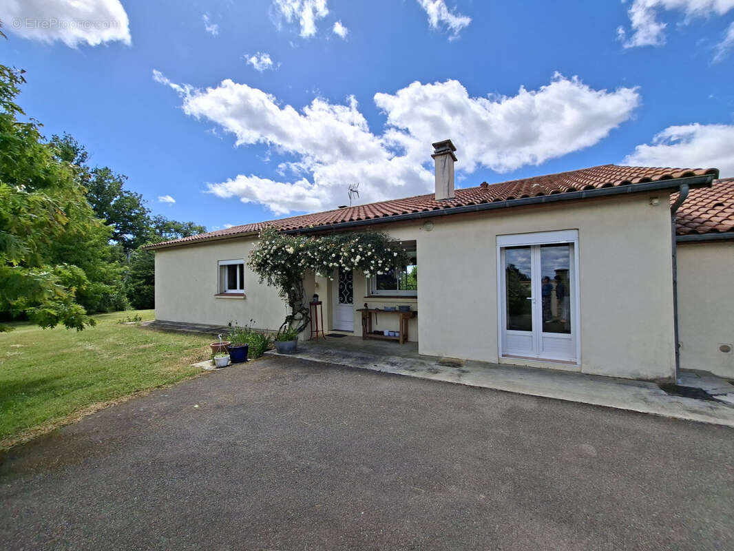 Maison à MIRANDE
