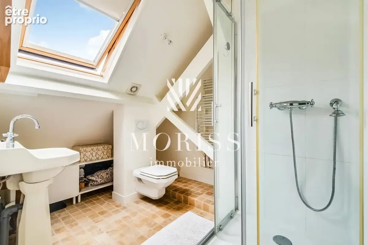 Magnifique duplex en dernier étage avec terrasse paris xv - photo 13