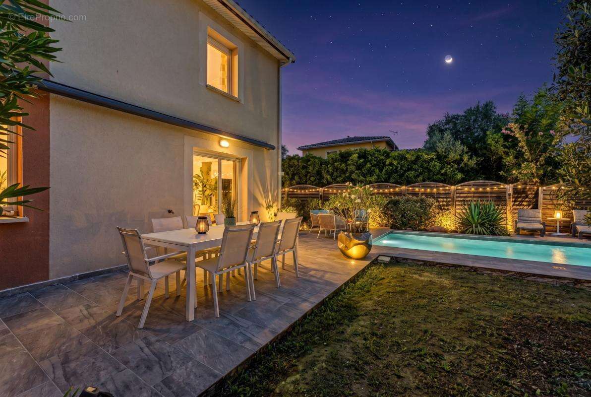 Maison T4 de + 86 m² avec Jardin, Piscine, Garage & Climatisation – Castelginest - photo 15