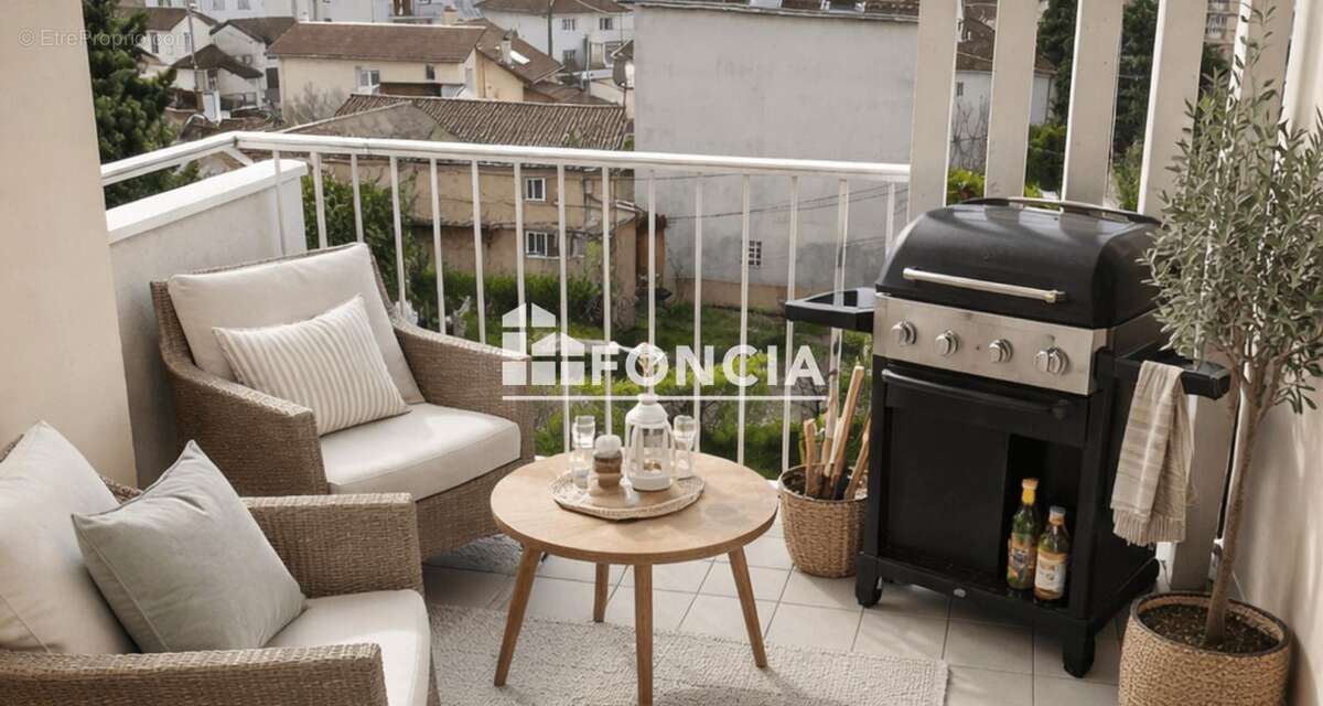 Appartement à ROUSSILLON