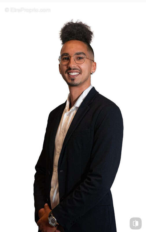 Appartement à COLOMBES