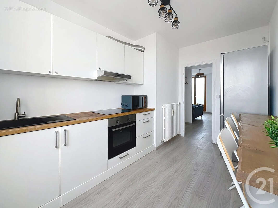 Appartement à SAINT-ANDRE-LES-VERGERS
