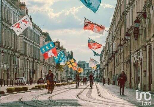 Photo 2 - Commerce à ORLEANS