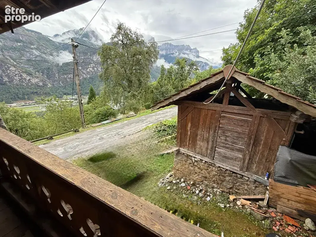 Ferme savoyarde coteau de MAGLAND 5 pièces , 220 000 euros - photo 5