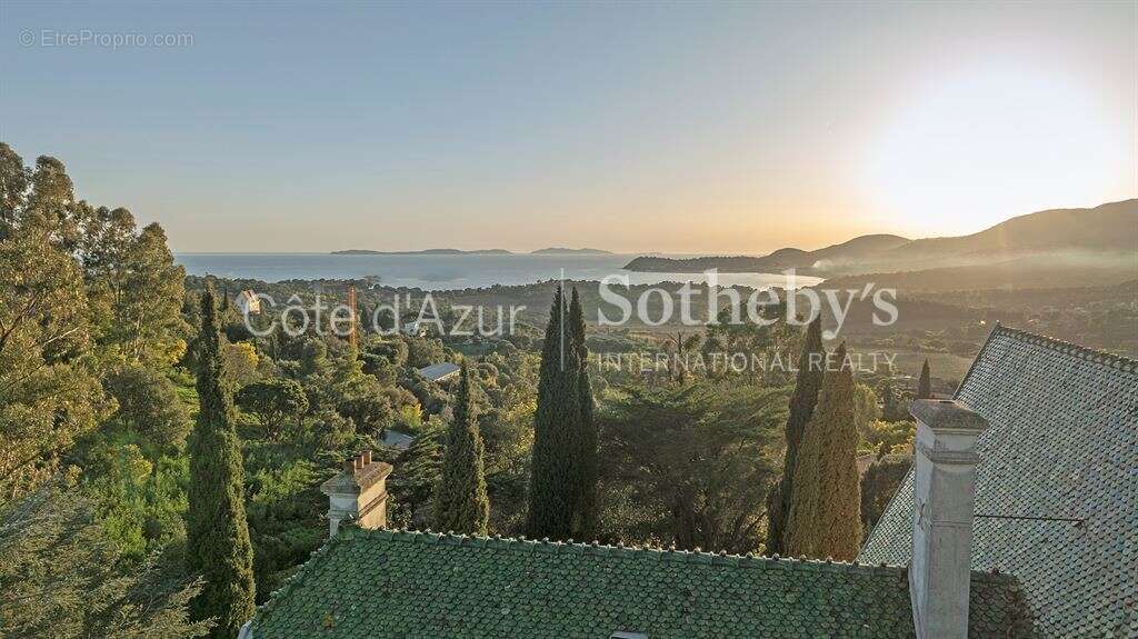 Maison à LA CROIX-VALMER