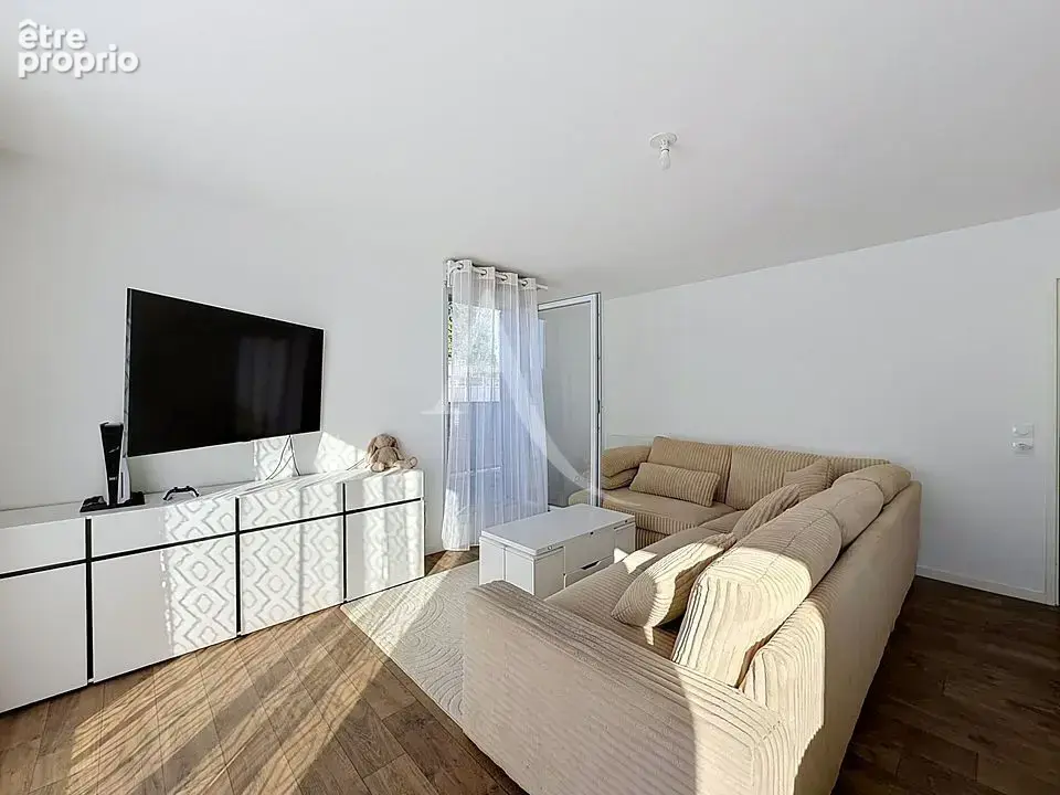 Appartement loué F3 dernier étage avec terrasse exposée SUD - photo 2
