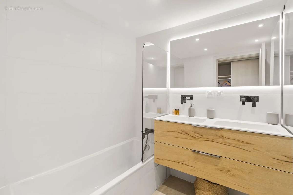 Maison à BEAUSOLEIL