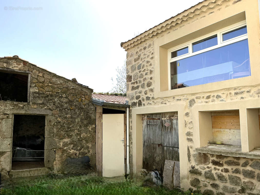 Maison à TOURNON-SUR-RHONE