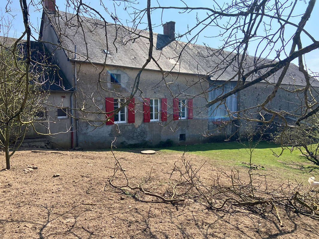 Maison à BILLY-CHEVANNES