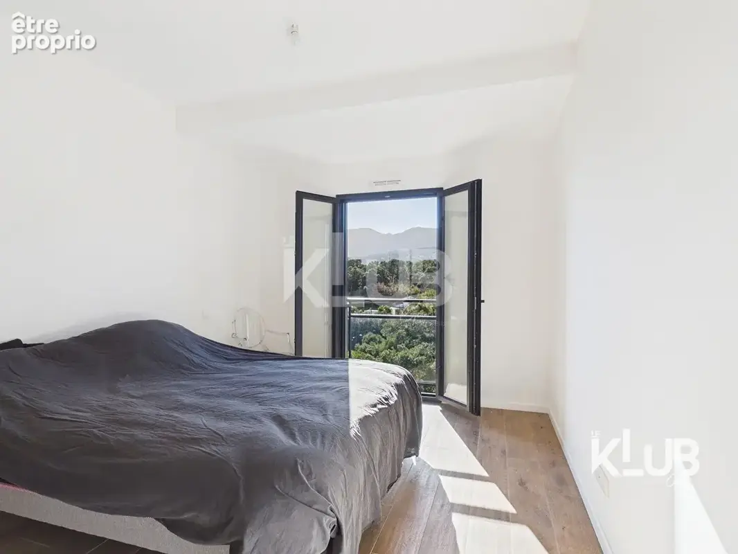 À vendre : Appartement  3 pièces  lumineux  Bastia Sud - photo 7