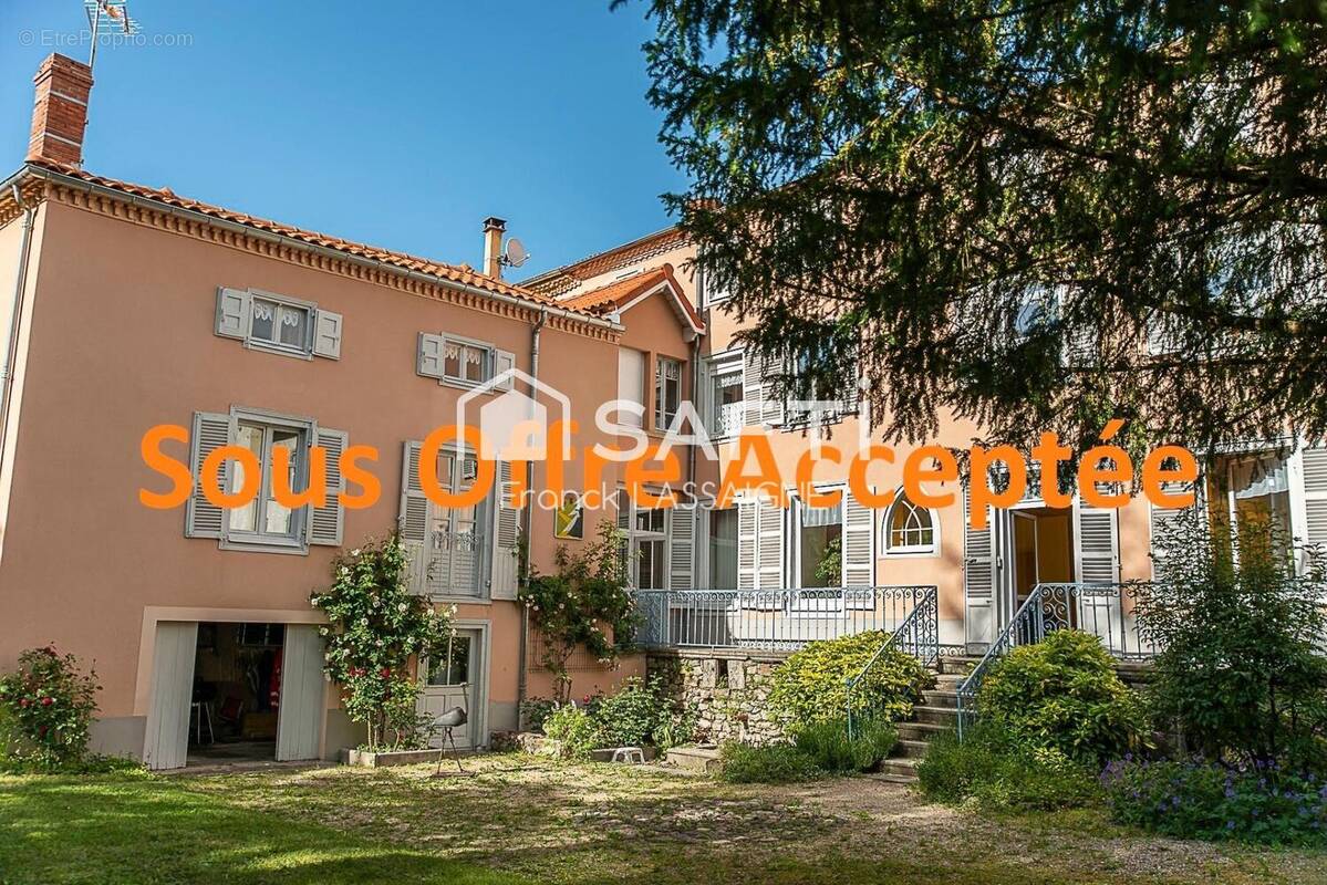 Photo 1 - Maison à AMBERT