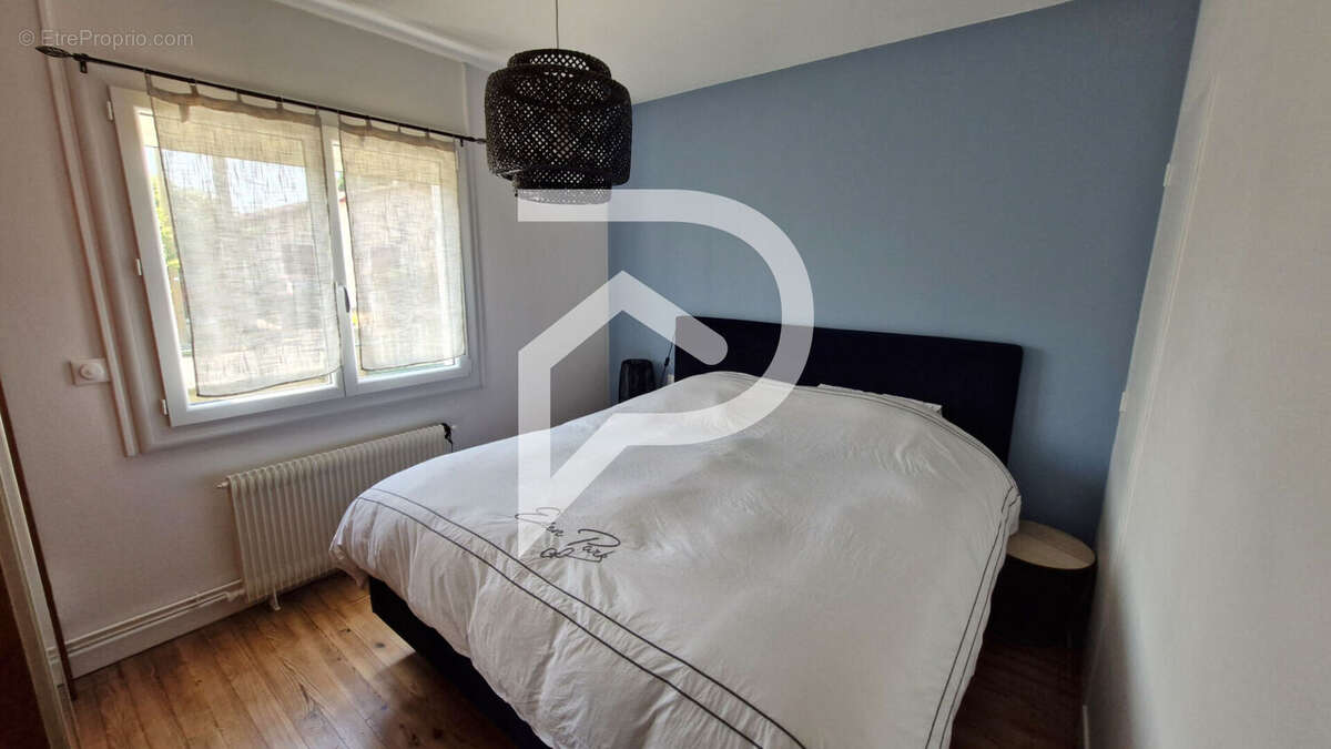 Maison de plain-pied rénovée 4 pièces 89 m² centre ORTHEZ - photo 8