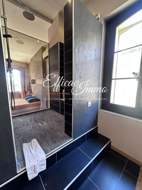 Perpignan centre historique – duplex d'exception de 109,36 m² – double toit-terrasse - photo 5