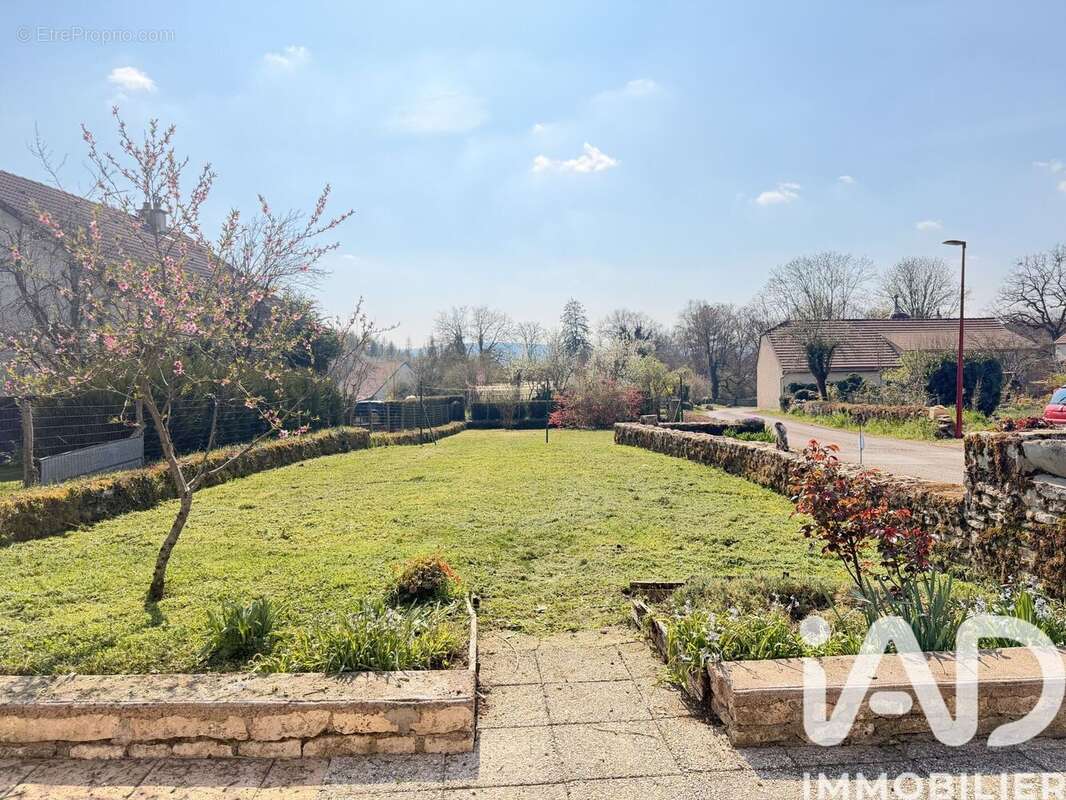 Maison 114 m² à Colombe-Les-Vesoul  - photo 4