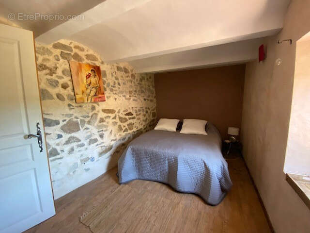 Maison à MOLIERES-SUR-CEZE